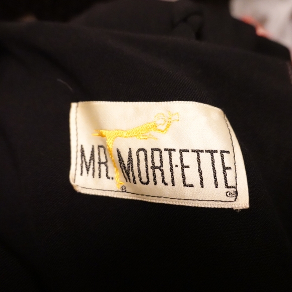 VINTAGE 1950's MR. MORT-ETTE Black Classic Pleated Perfection...it's a beauty!! - Picture 3 of 7